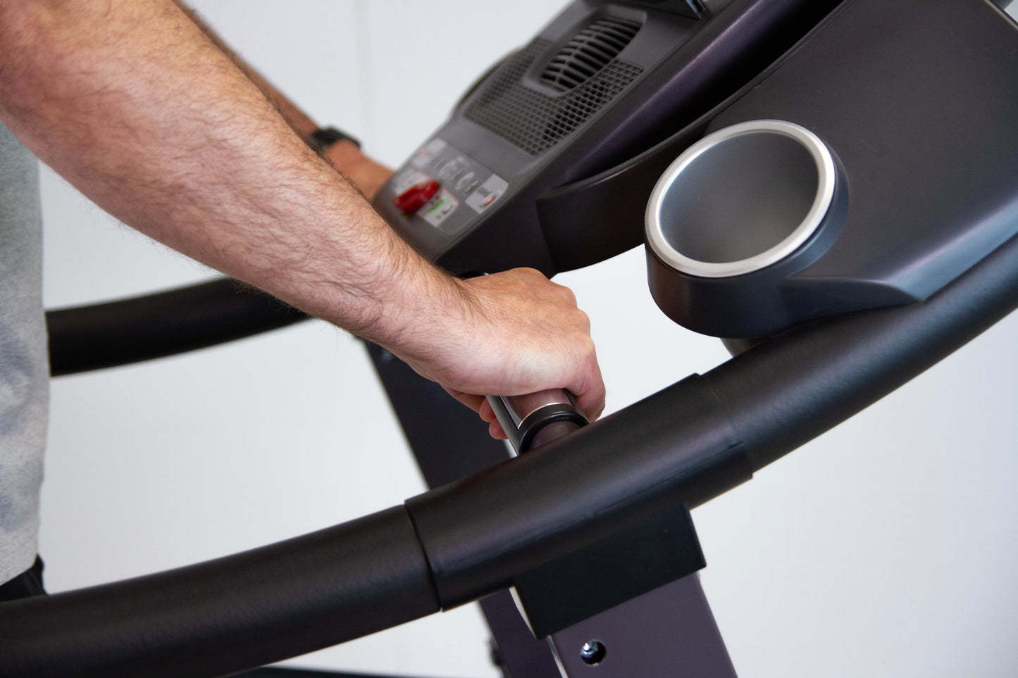 BH Fitness Pioneer Senior Treadmill G6484H